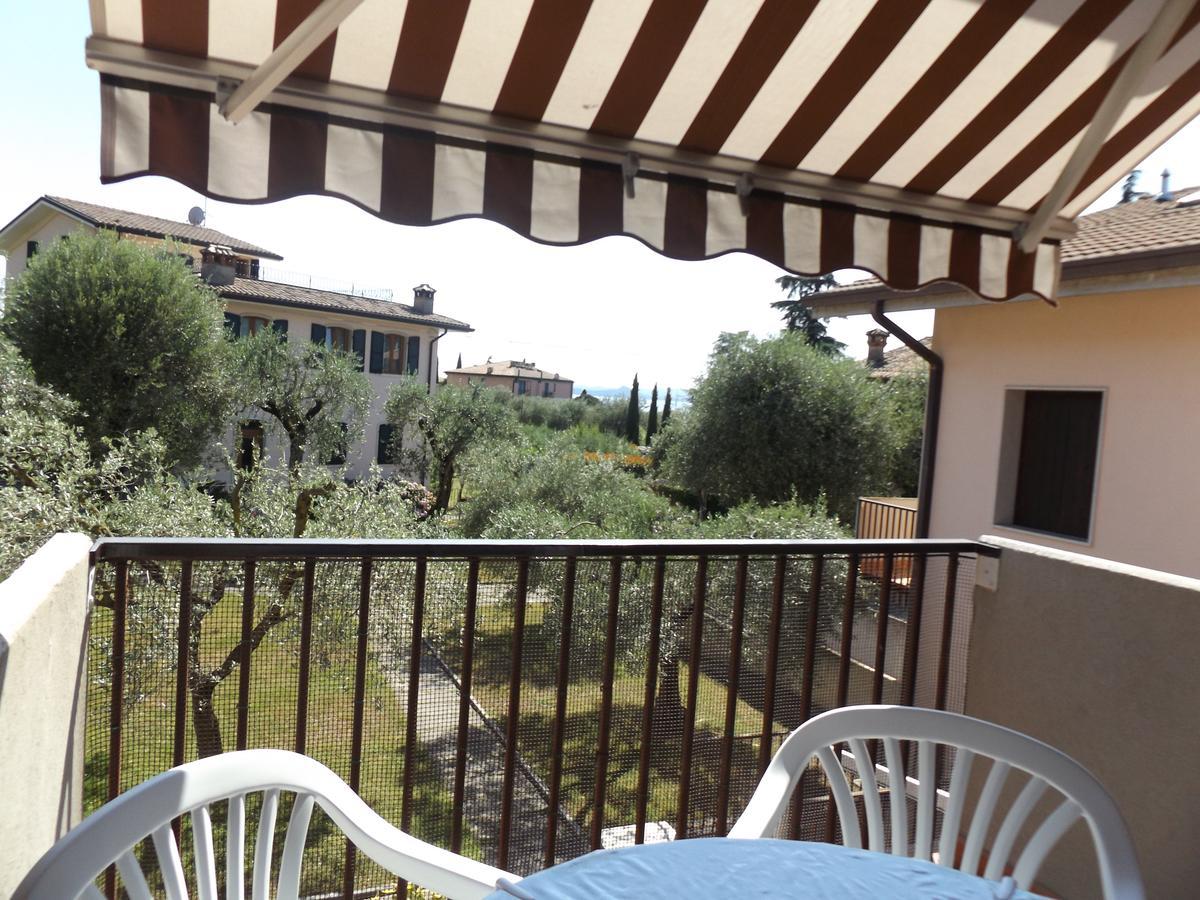 Residenza Riviera Degli Olivi Apartment Torri Del Benaco Luaran gambar