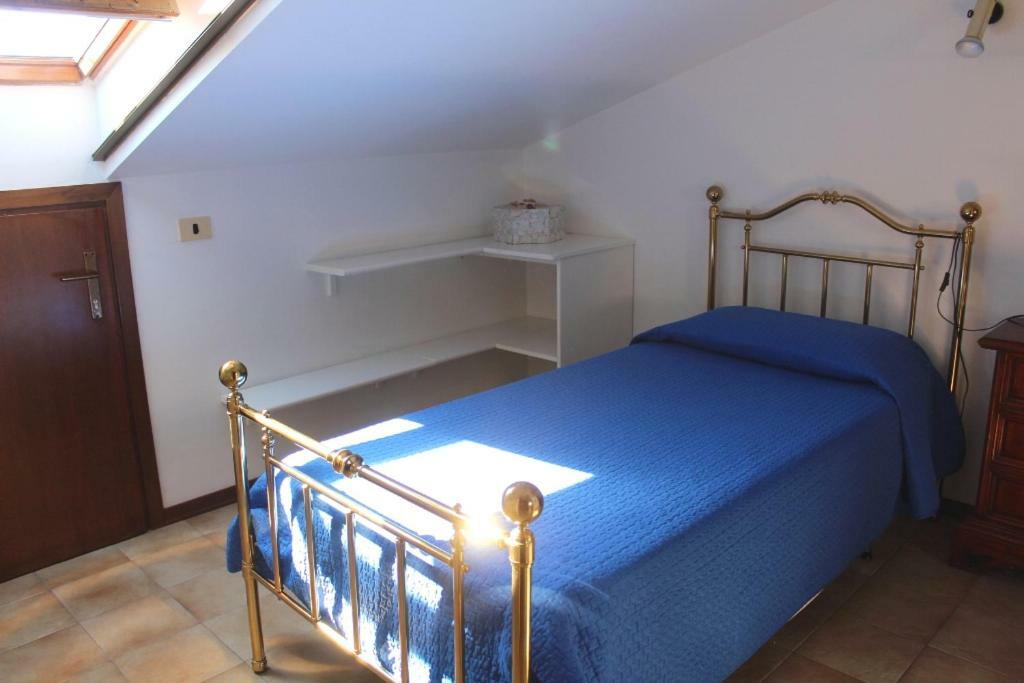 Residenza Riviera Degli Olivi Apartment Torri Del Benaco Luaran gambar